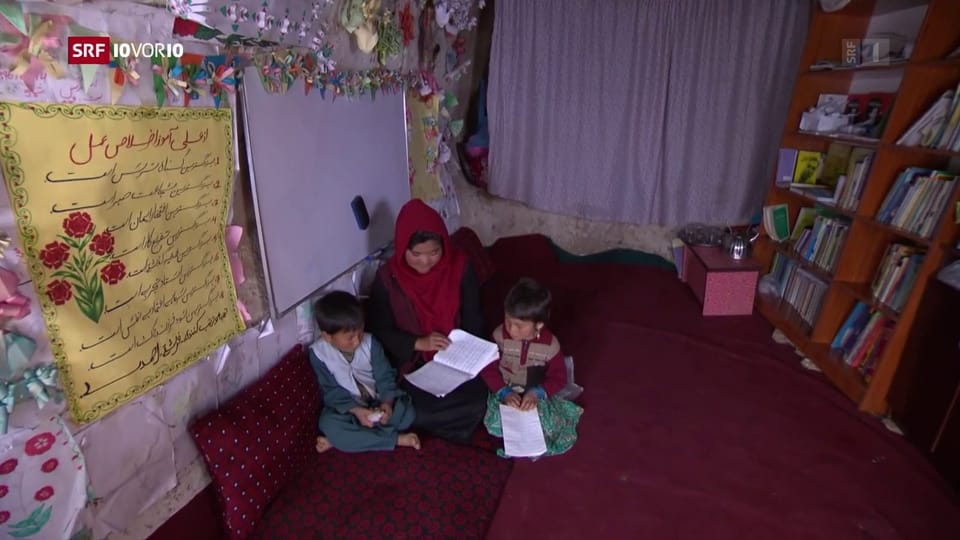Freshta Ahmadi unterrichtet in einer Höhle in Afghanistan