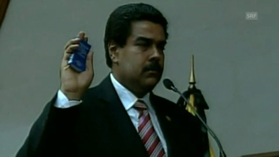 Nicolás Maduro legt den Amtseid ab. (Originalton, unkommentiert)