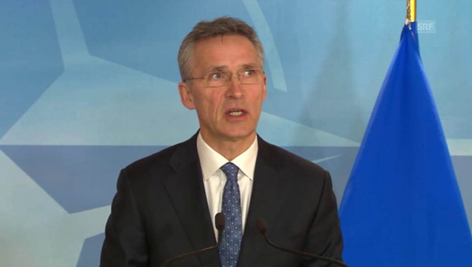 Nato-Generalsekretär Stoltenberg erläutert den Einsatz (engl.)
