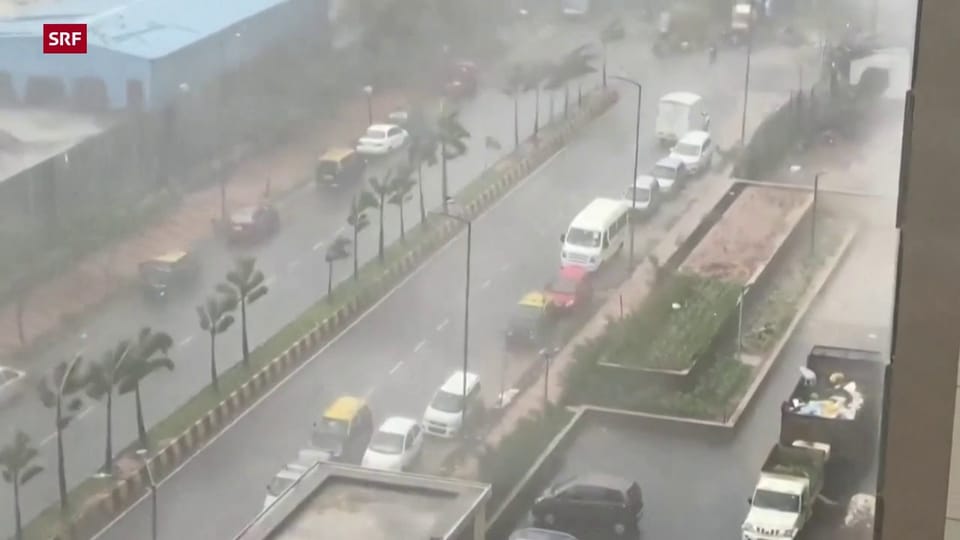Zyklon Tauktae wütet in der indischen Metropole Mumbai