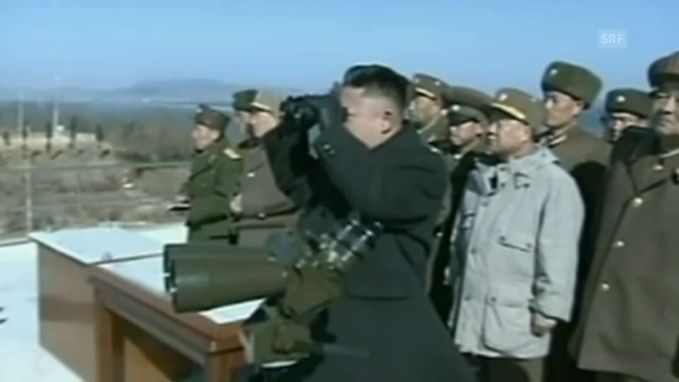 Kim Jong Un leitet Militärmanöver (unkommentiert).