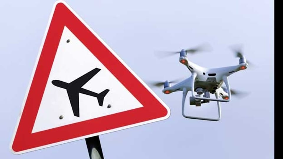 Urs Holderegger, Bundesamt für Zivilluftfahrt, zur Drohnen-Problematik bei Flughäfen.