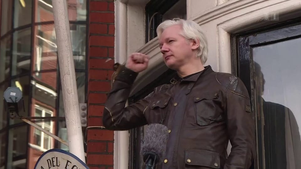 Häftling «Assange»: Hexenprozess gegen Enthüllungsjournalisten