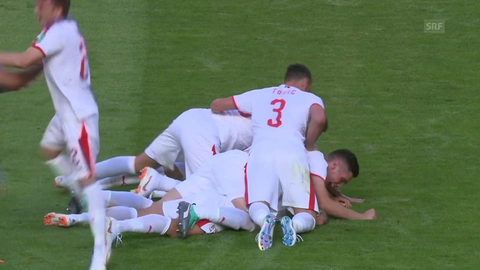 1. Gruppenspiel: Serbien schlägt Costa Rica