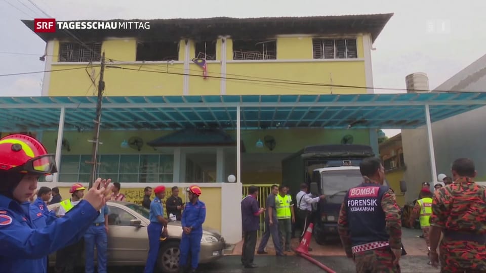 21 Koran-Schüler in Malaysia verbrannt