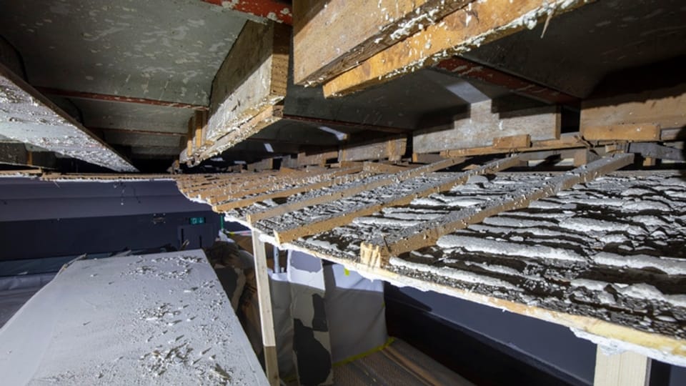 Die Sanierung der Decke im Zuschauerraum des Luzerner Theaters kostet rund 140'000 Franken