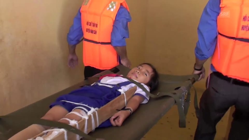 Katastrophenübung an einer Schule im Mekong-Delta