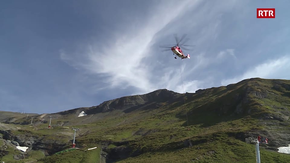 Helicopter Kamov procura per spectacul a Laax
