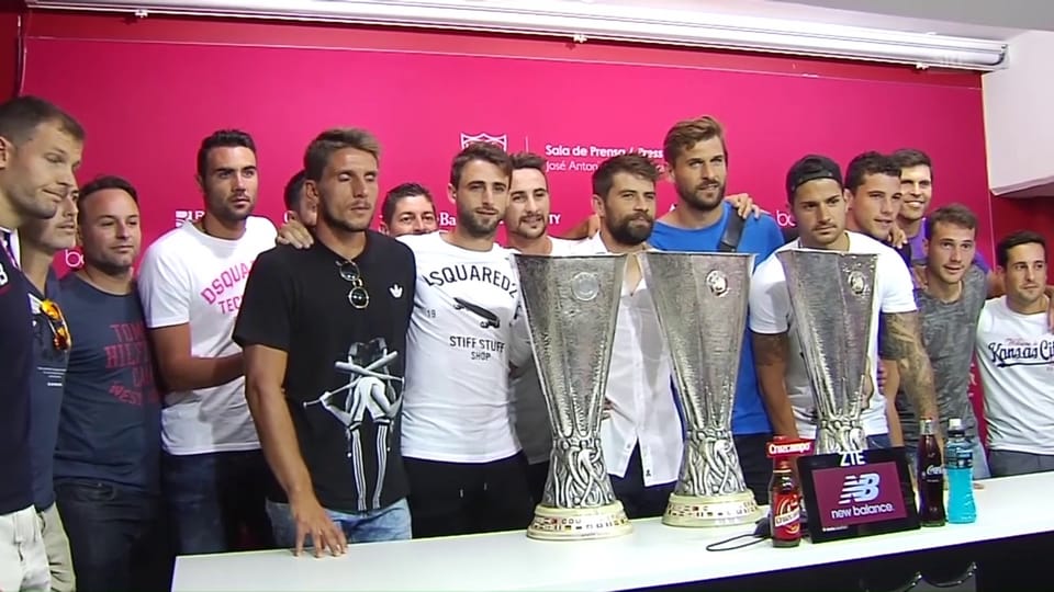 Schalkes Coke weint beim Abschied aus Sevilla (SNTV)