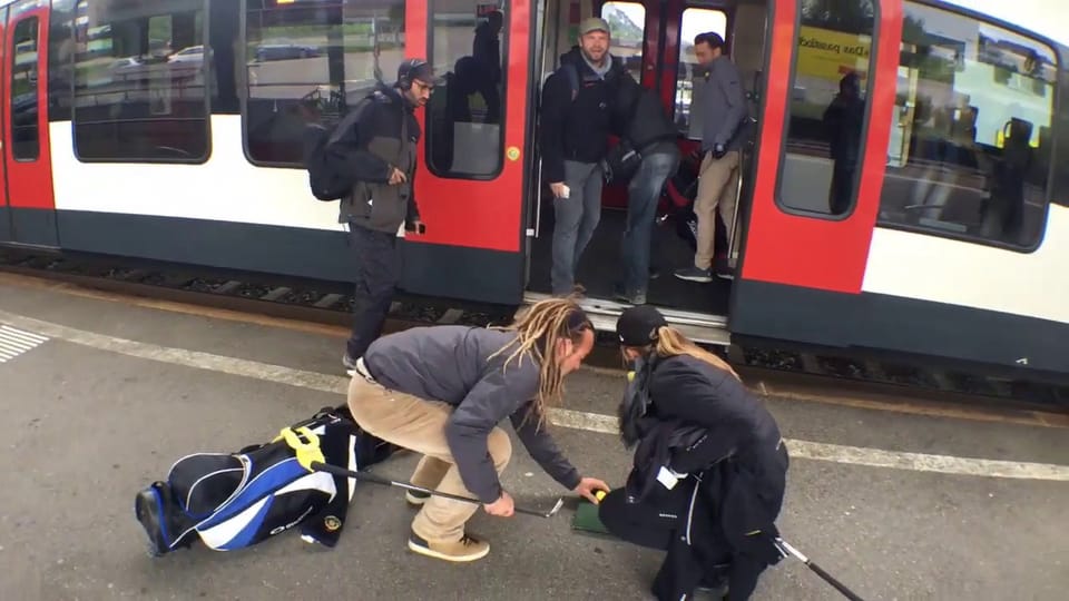 «Ready, Steady, Golf!»: Zug-Einstieg in Oensingen