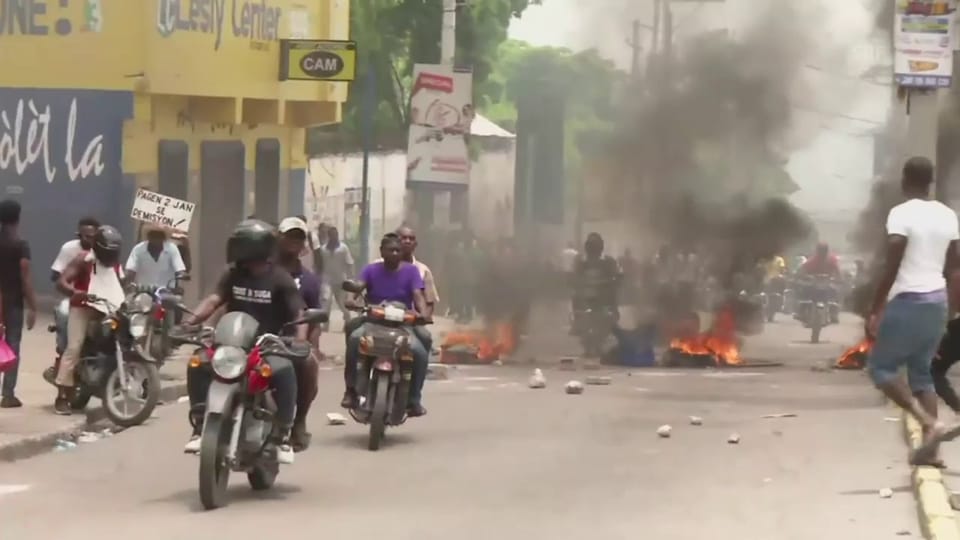 Ausschreitungen in Porte-au-Prince (unkomm.)