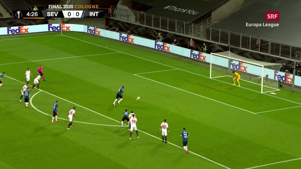 Das 1:0: Lukaku verwandelt Foul-Penalty gleich selbst