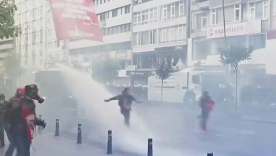 Schwere Ausschreitungen in Istanbul am 1. Mai (unkomm.)
