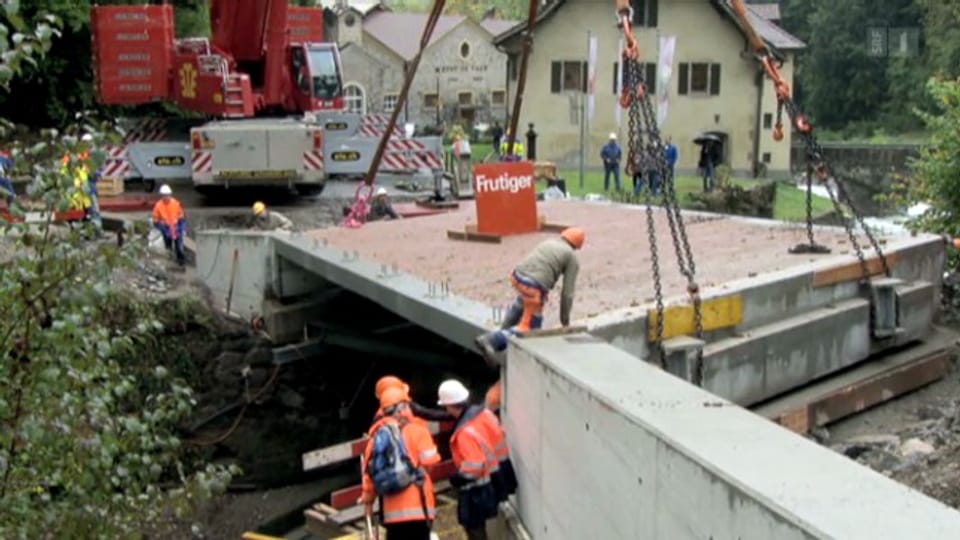 Leichtbau für Schwerverkehr: Brücke aus Balsaholz