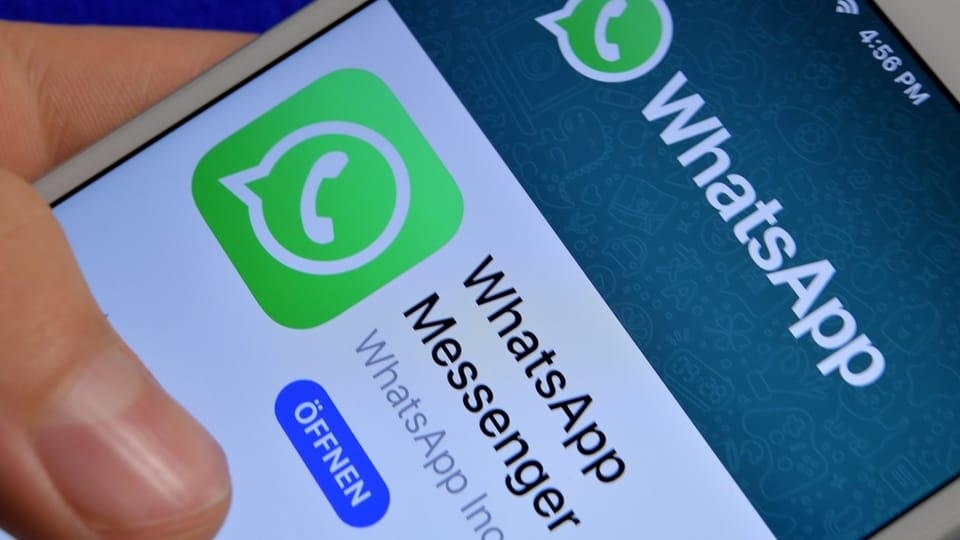 Nach Terroranschlägen wird oft der Ruf laut, die Behörden müssten Zugriff auf verschlüsselte Kommunikation wie bei WhatsApp bekommen. Von einem Verbot der Verschlüsselung ist man in der EU aber noch weit entfernt.