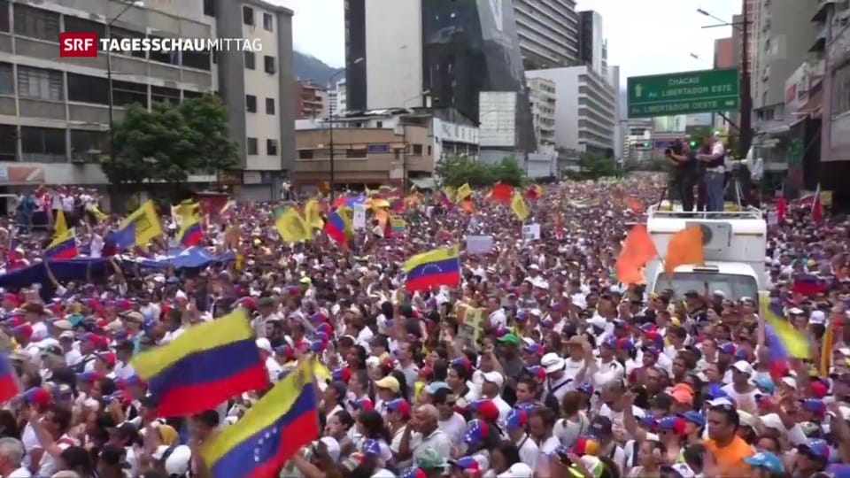 Hunderttausende demonstrieren gegen Madùro