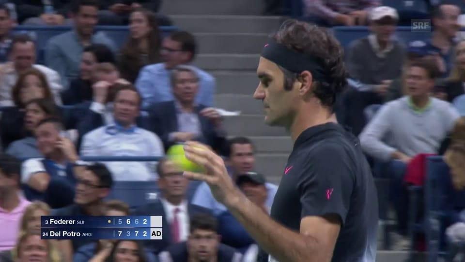 Diesen Smash versenkt Federer normalerweise