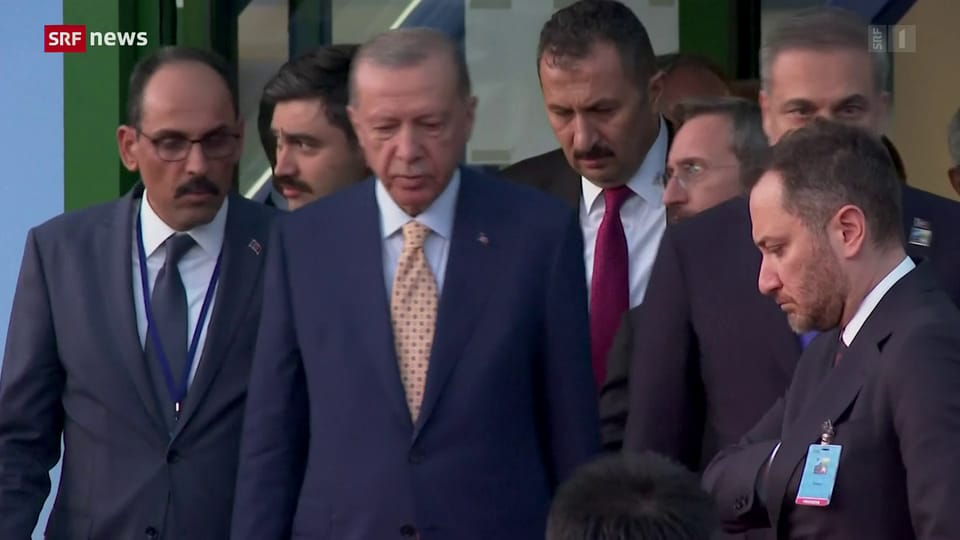 Aus dem Archiv: Nato und Türkei demonstrieren Einigkeit