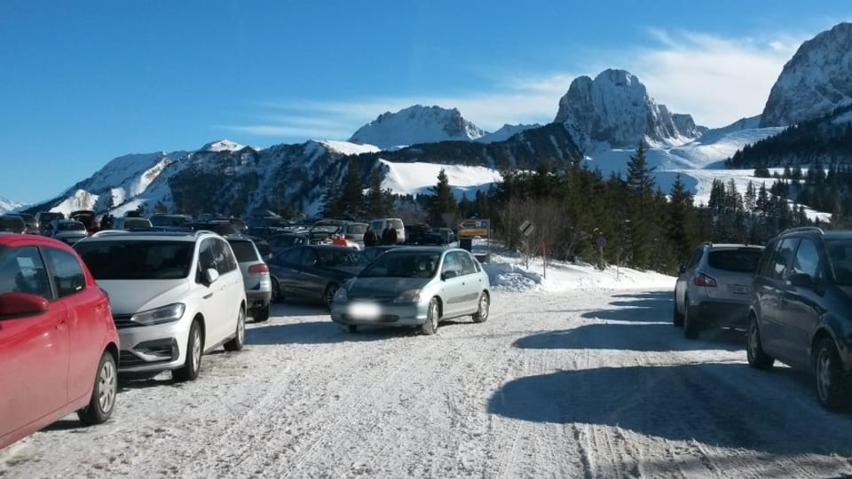 Parkplatzregime im Gantrischgebiet kommt über Festtage an die Grenze