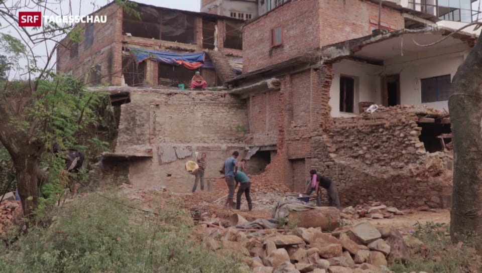 Nepal: Trotz Millionen stockt Wiederaufbau