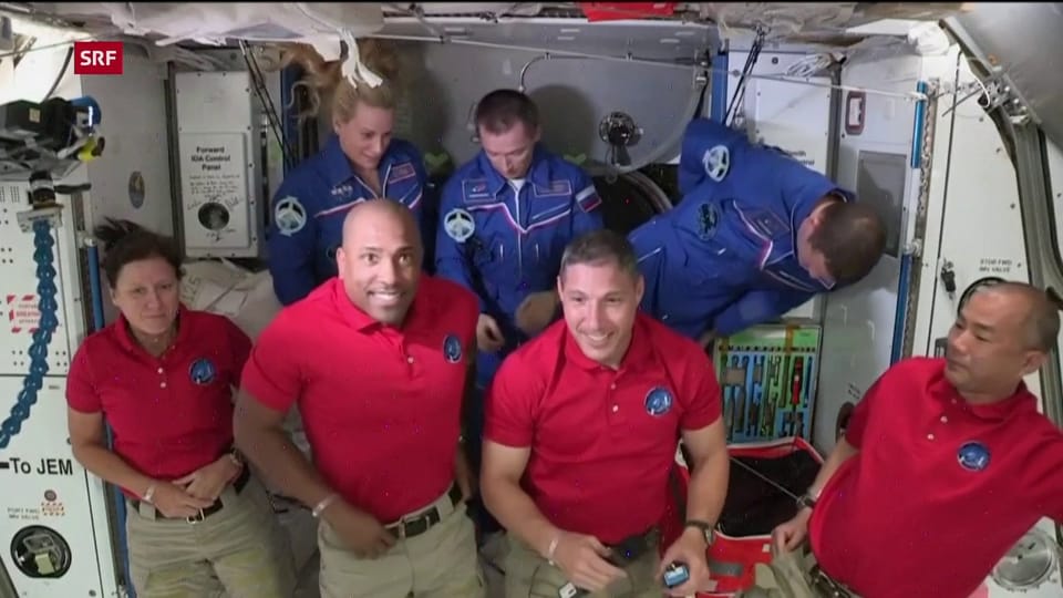 Astronauten sind an der ISS angekommen