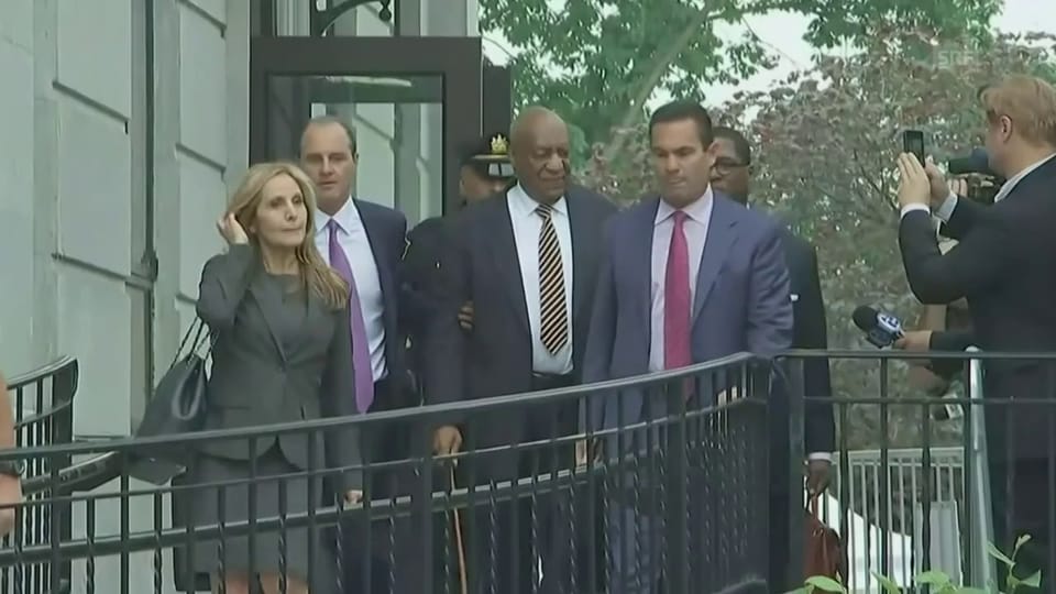 Komiker auf der Anklagebank: Bill Cosby erscheint vor Gericht