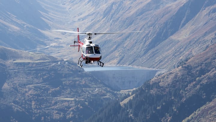 Aus dem Archiv: Gegenwind für touristische Helikopterflüge