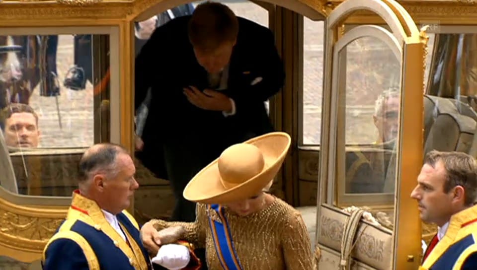König Willem-Alexander und Máxima in der Kutsche