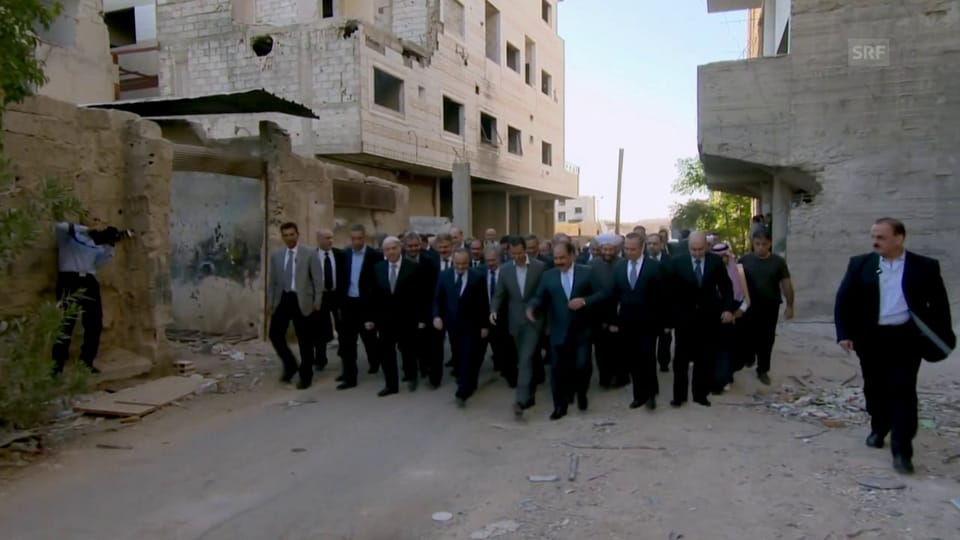 Nur weil Assad Anzug und Krawatte trägt, denkt er nicht westlich