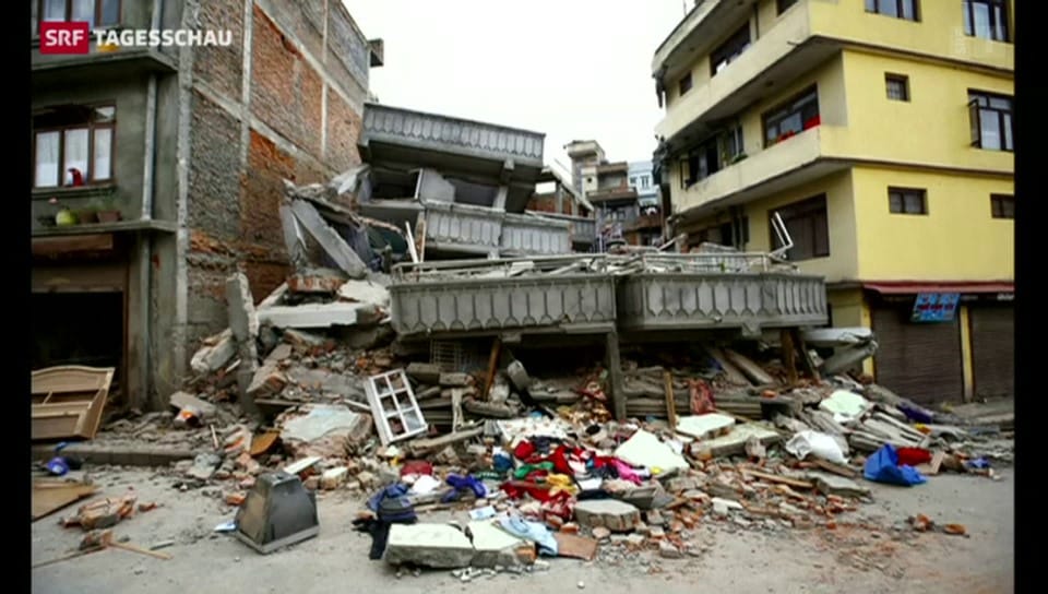 Verheerendes Beben in Nepal
