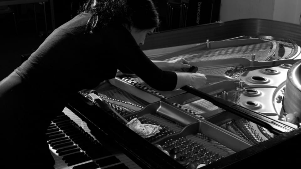 Judith Wegmanns besonderes Klanguniversum - und wie die Pianistin es erschafft.