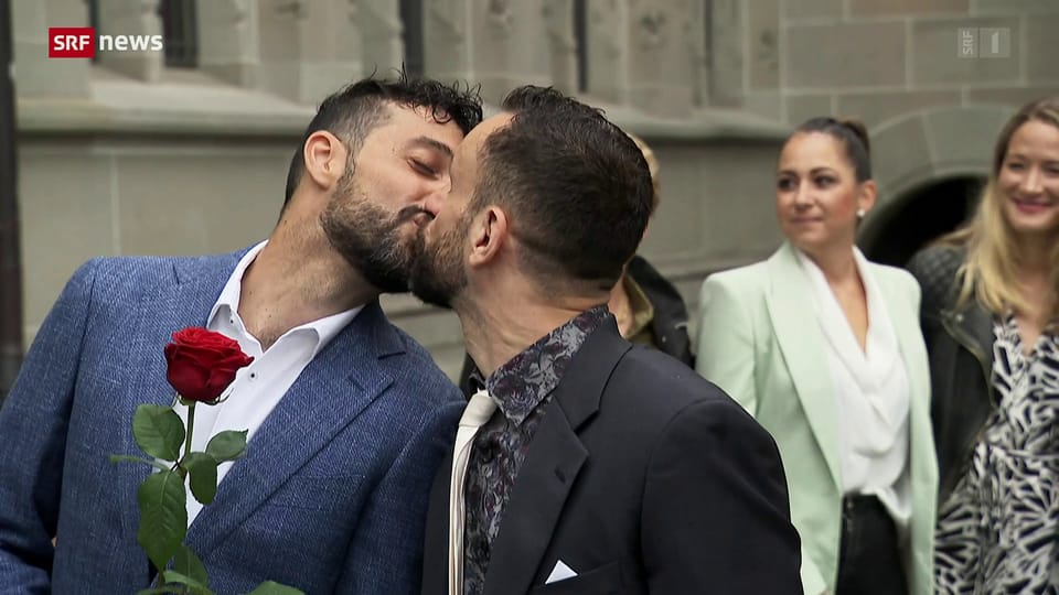 Archiv: Erste Eheschliessung eines schwulen Paares in der Schweiz
