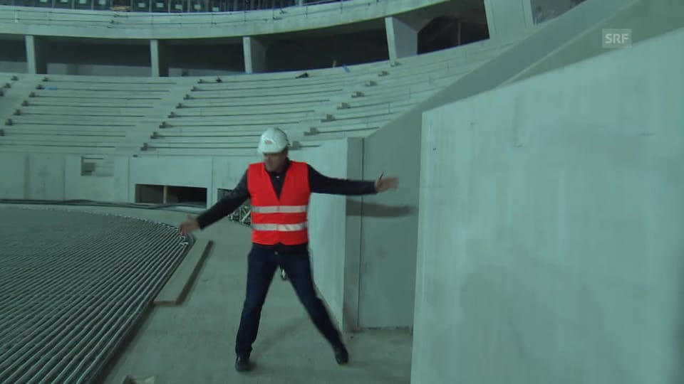 Schläpfer besichtigt die Baustelle des neuen Bieler Stadions