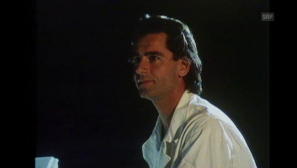 Videoclip The Captain Of Her Heart» (1985)