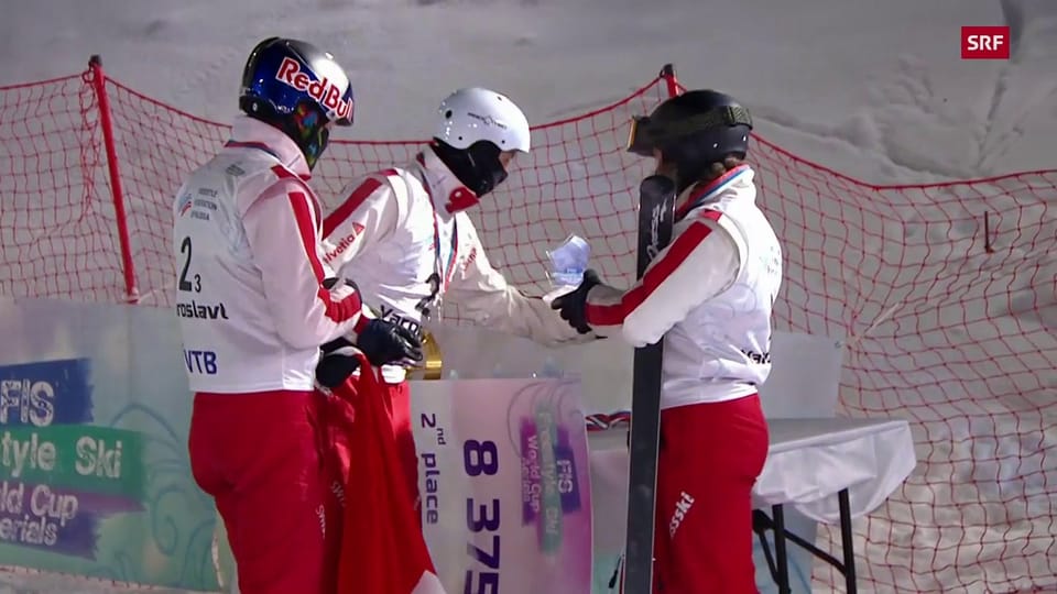 Schweiz springt im Aerials-Teamwettkampf auf Rang 2