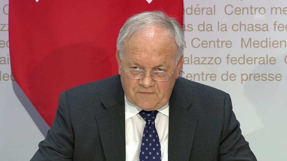 Bundesrat Schneider-Ammann: «Chapeau, Armin Capaul»