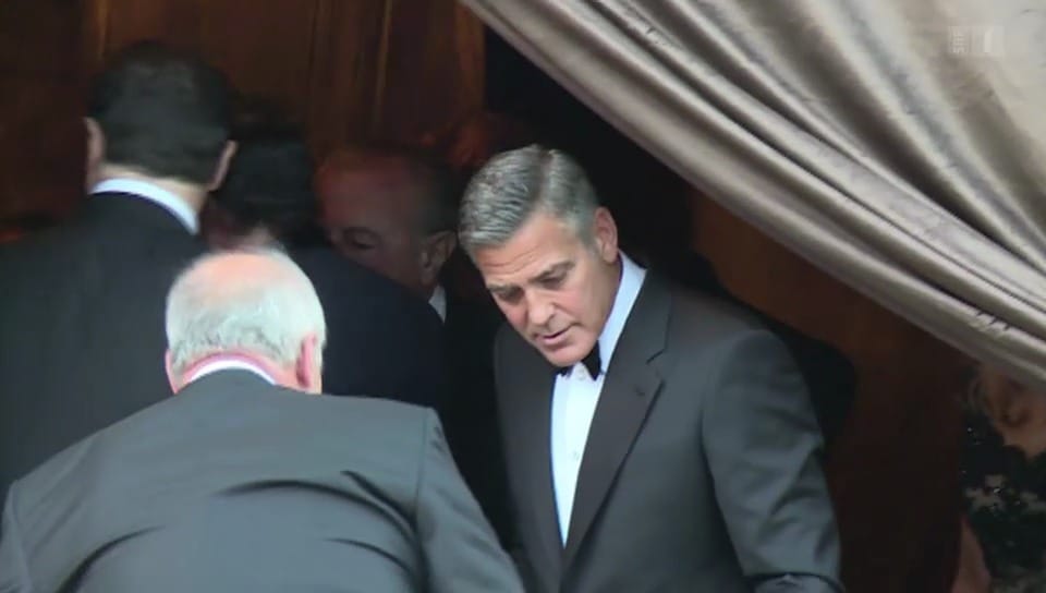 Mit George Clooney vor dem Traualtar
