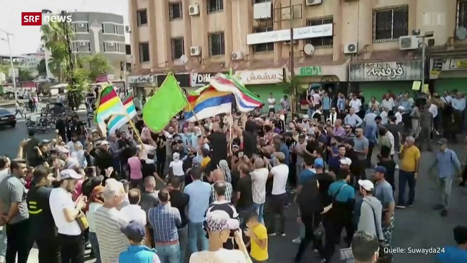 Archiv: Syrien - Anhaltende Proteste in Sweida