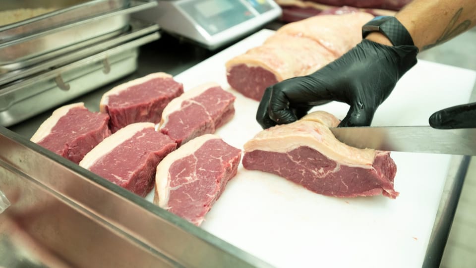 Fleischbranche ist trotz Pandemie mit den Verkaufszahlen zufrieden