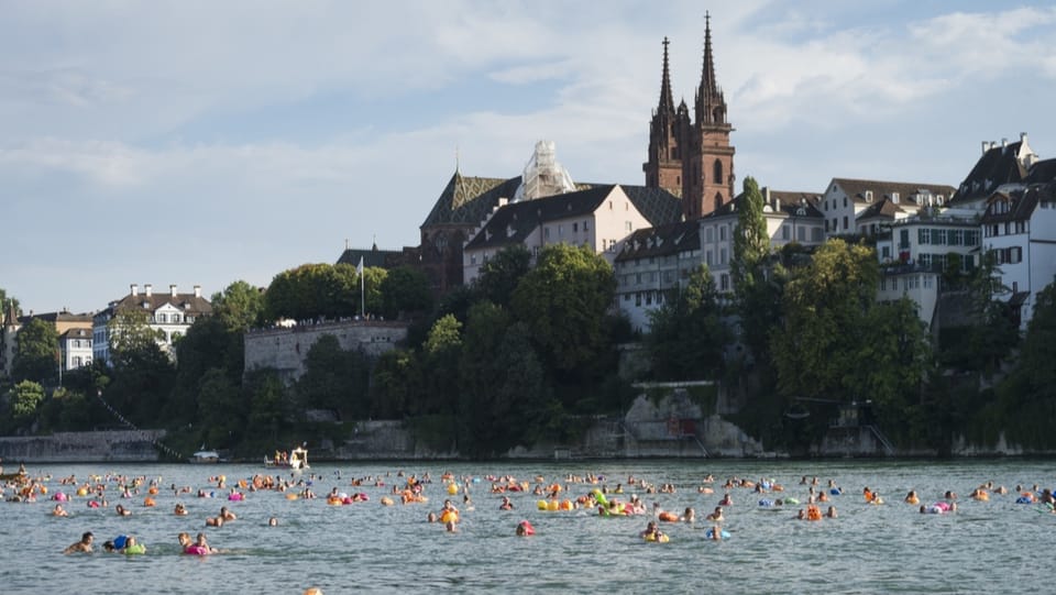 Abkühlen und Heizen: der Rhein kann beides