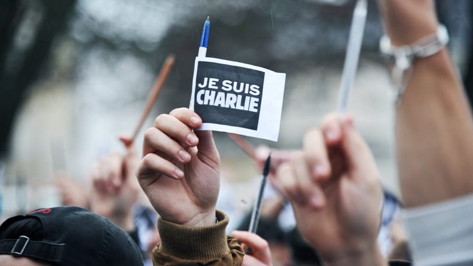 Fünf Jahre nach dem Anschlag auf Charlie Hebdo: Wie geht's den hiesigen Karikaturisten? Gespräch mit Ruedi Widmer.
