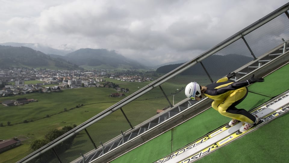 Schweizerinnen im Skispringen noch nicht auf der Höhe
