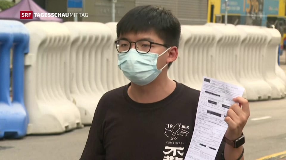 Aus dem Archiv: Vorübergehende Festnahme von Aktivist Joshua Wong