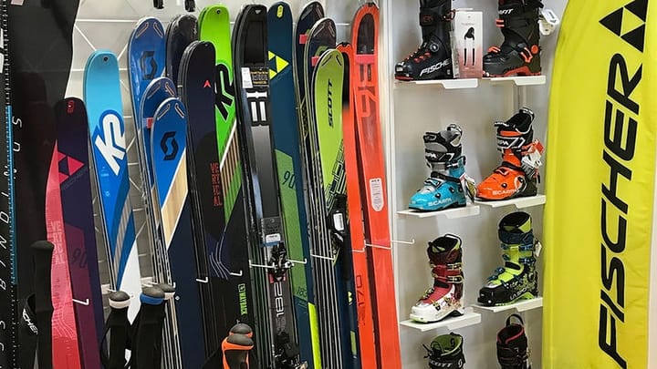 Sportissimo: Marcus Michel davart il sport e la fatschenta cun skis da turas