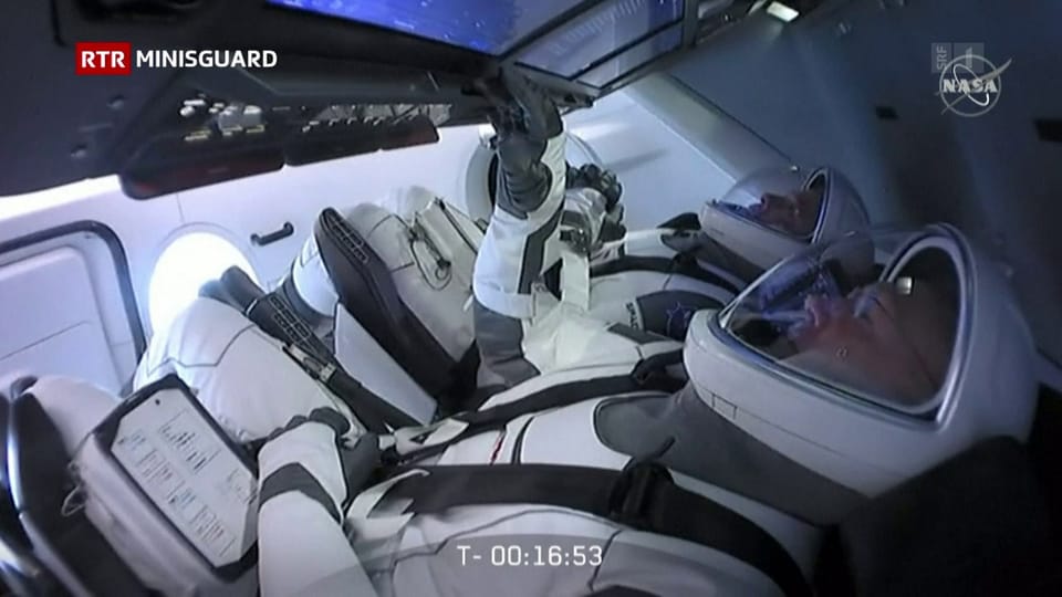 Space X transportescha astronauts
