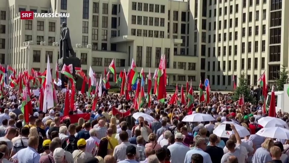 Lukaschenko organisiert eine Demonstration für sich selbst