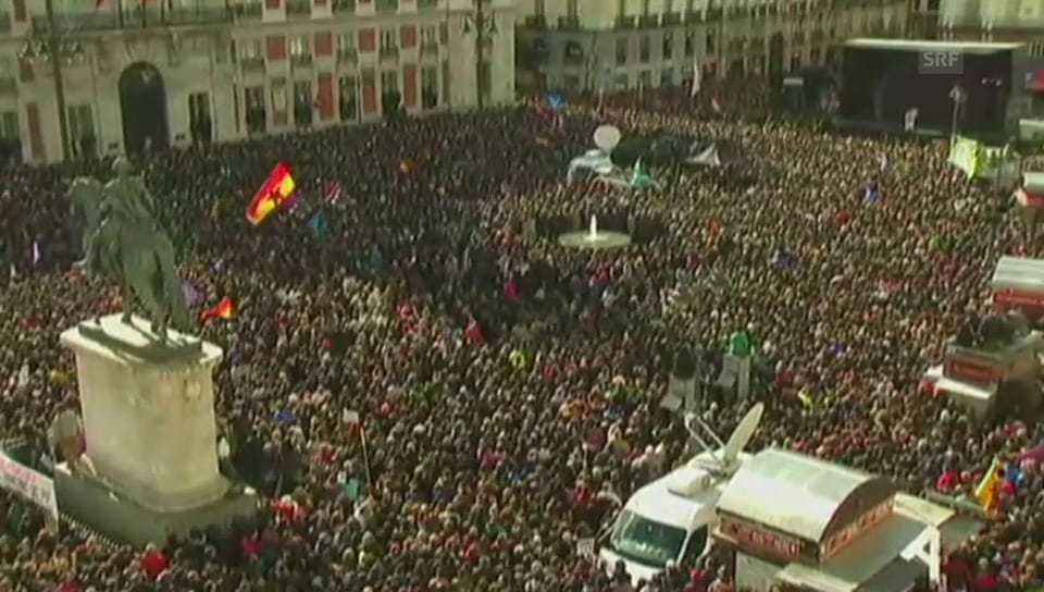 Podemos auf der Puerta del Sol in Madrid
