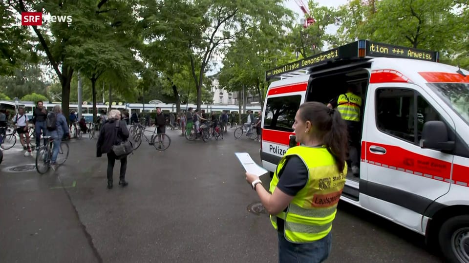 Critical Mass rollt in Zürich – einige Verzeigungen, keine Bewilligung