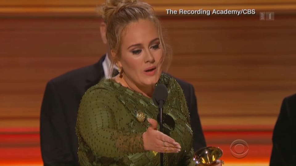 Adele räumt bei den Grammys ab