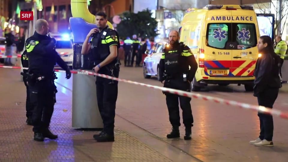 Polizei und Ambulanz am Tatort in Den Haag